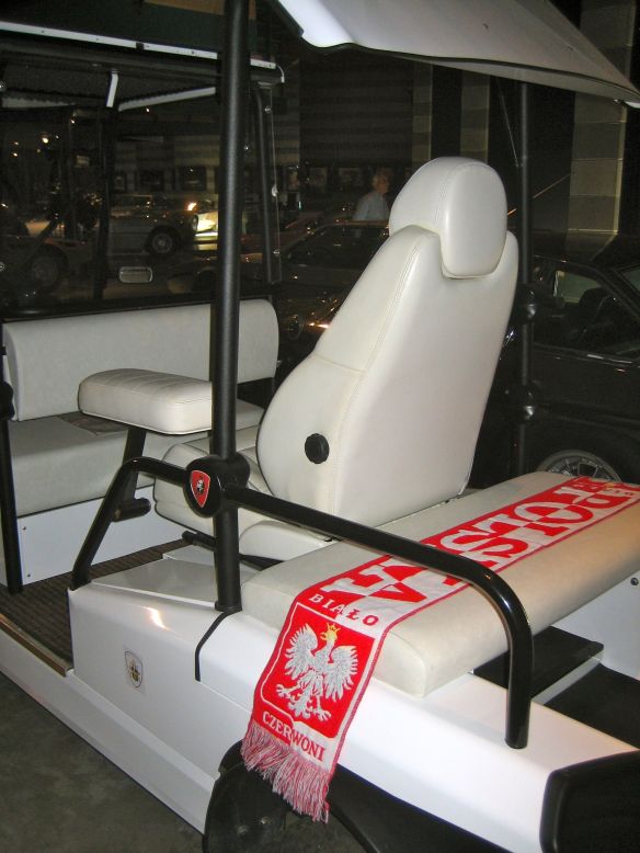 Lambo pope cart 3