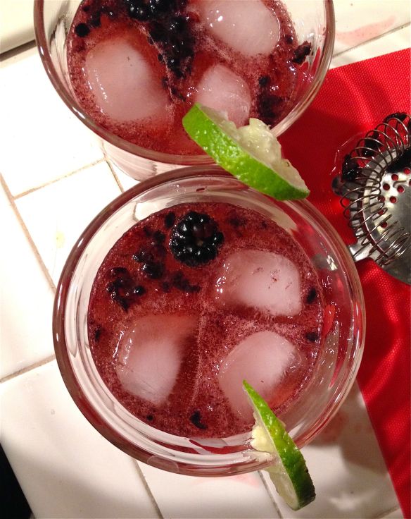 Cocktail blackberry top