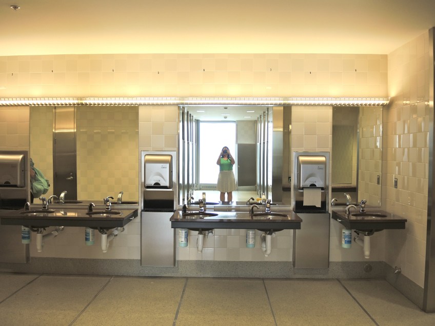 CLT Charlotte airport bathroom sinks