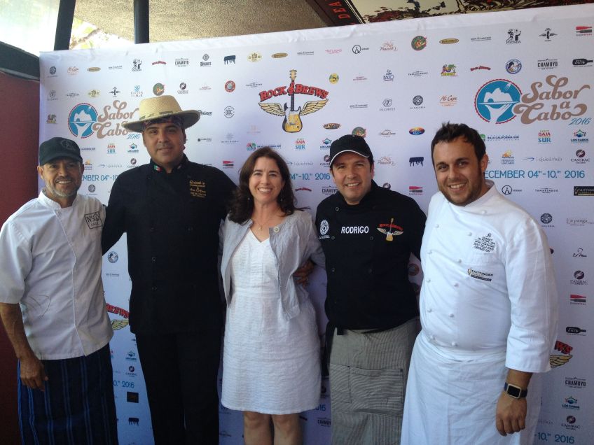 Sabor a Cabo chefs pose with Kiera Reilly at Rock & Brews in El Segundo for Los Cabos Tourism