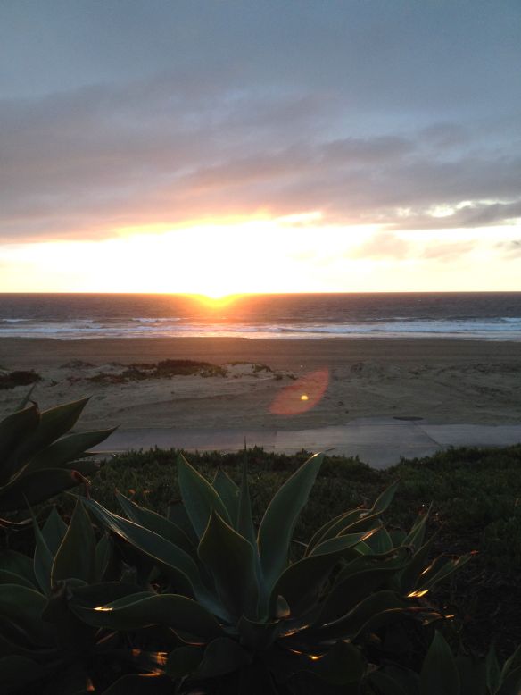 Manhattan Beach Strand sunset on New Year's Eve 2016