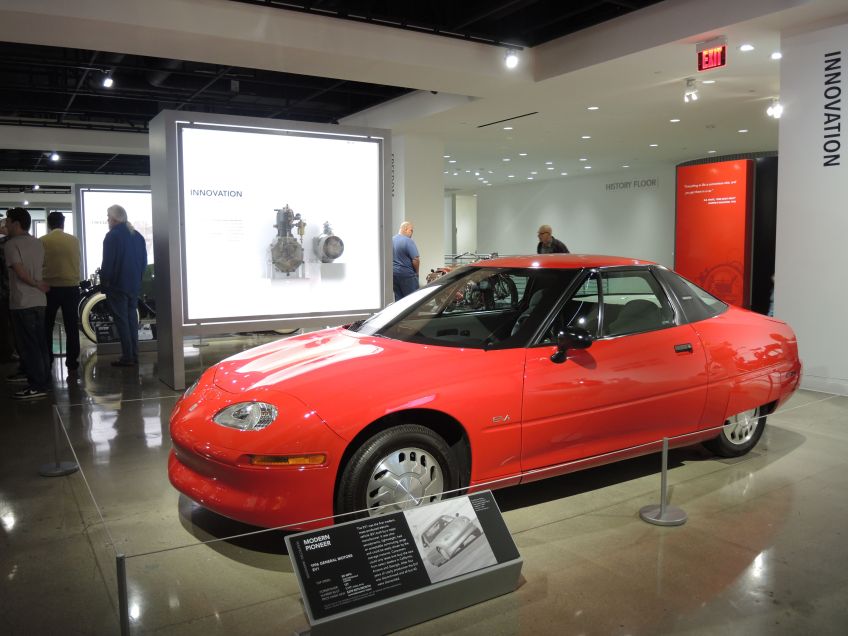 1996 General Motors EV1 at Petersen Automotive Museum